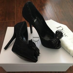 Dior platform pump